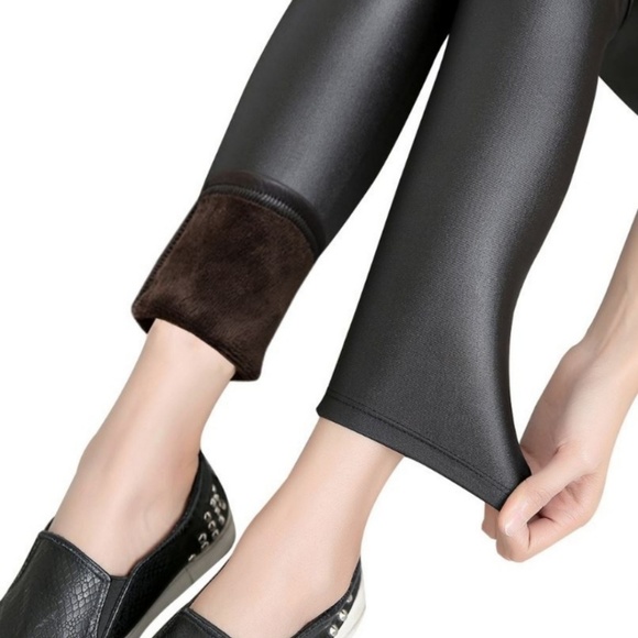 Leggings Faux Leather Velvet Lined Leggings - Picture 2 of 9